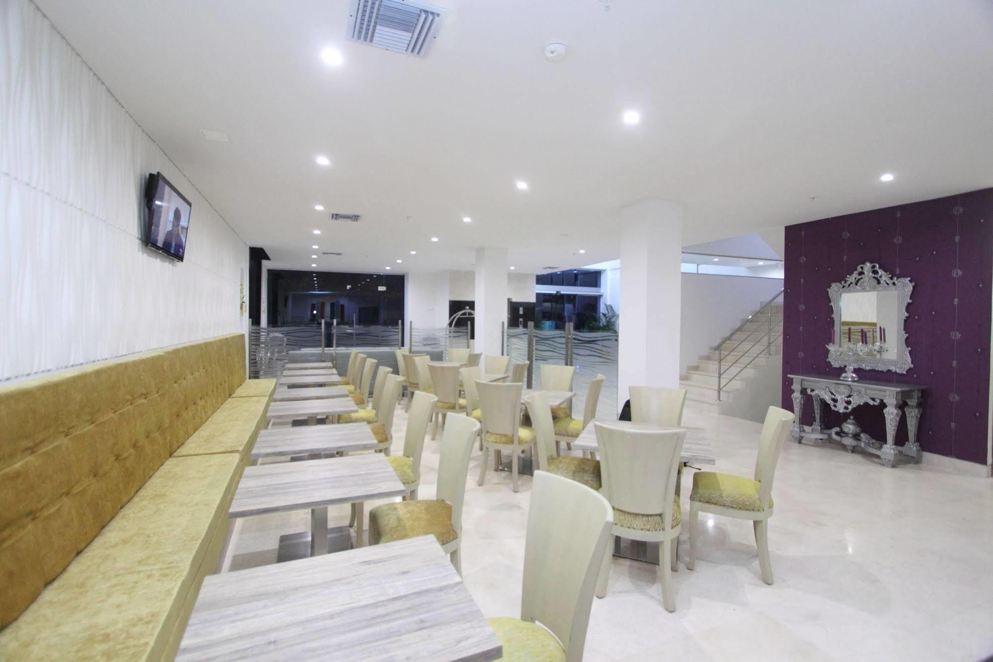 Hotel Oxford Barranquilla Eksteriør bilde